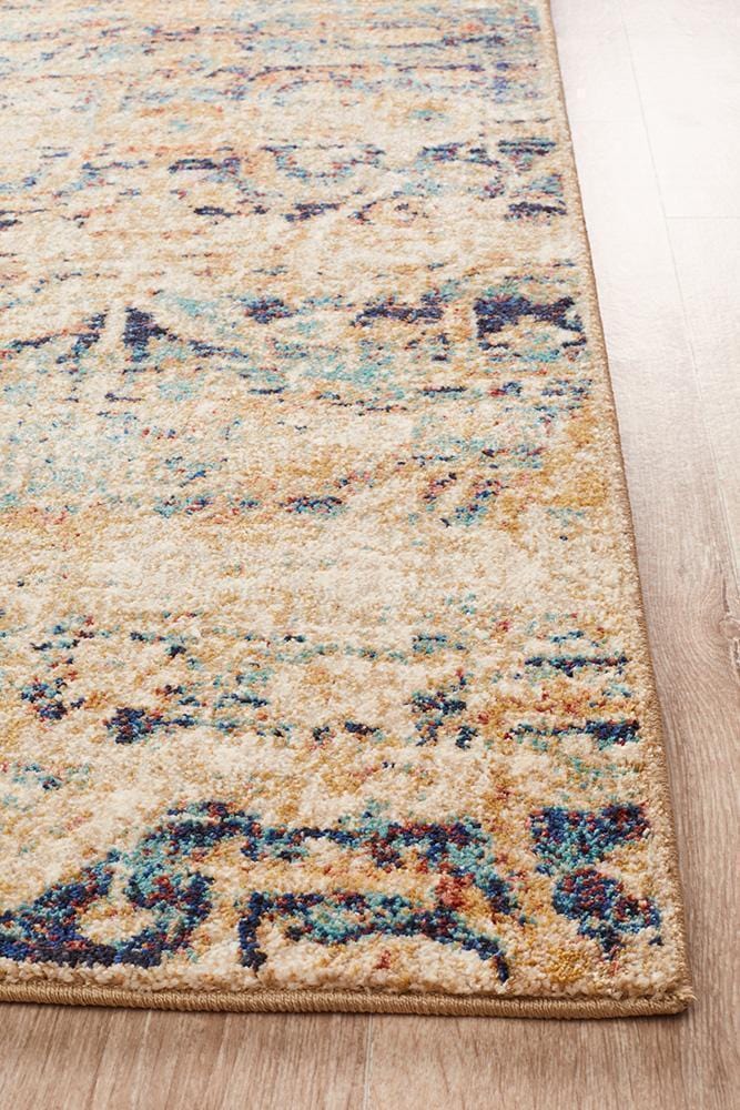 Anastasia Charming in Multicolored Rug