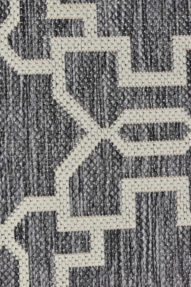 Alaska 208 in Grey & Cream : Runner Rug
