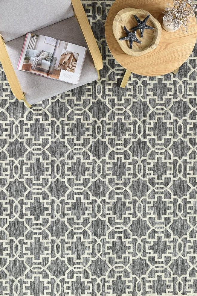 Alaska 208 in Grey & Cream : Runner Rug