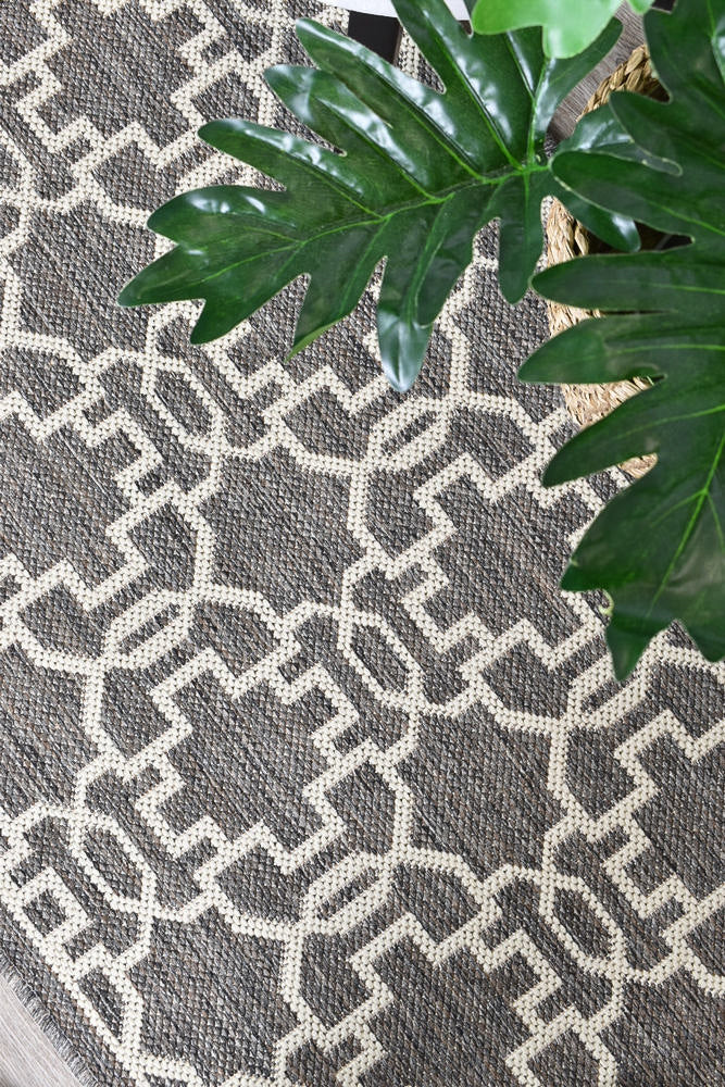 Alaska 208 in Brown & Cream : Runner Rug