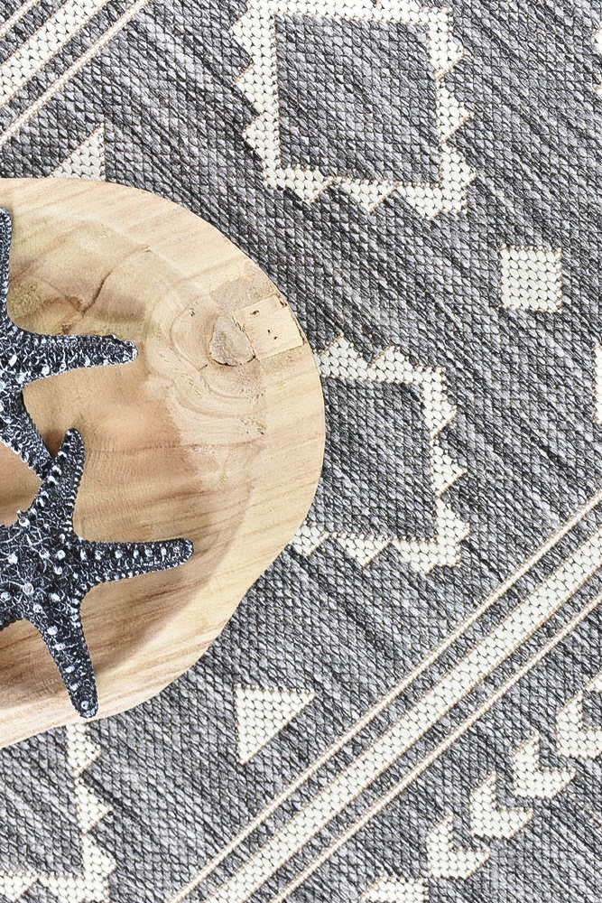 Alaska 333 in Grey & Cream Rug