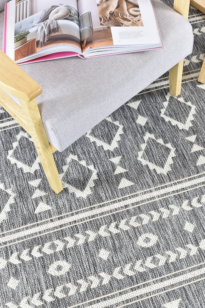 Alaska 333 in Grey & Cream Rug