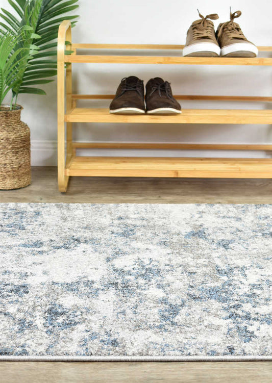 Chester 25 In Blue : Runner Rug