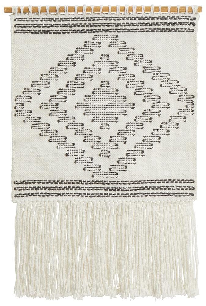 Hand Crafted Wall Hanging in White : 26 Rug