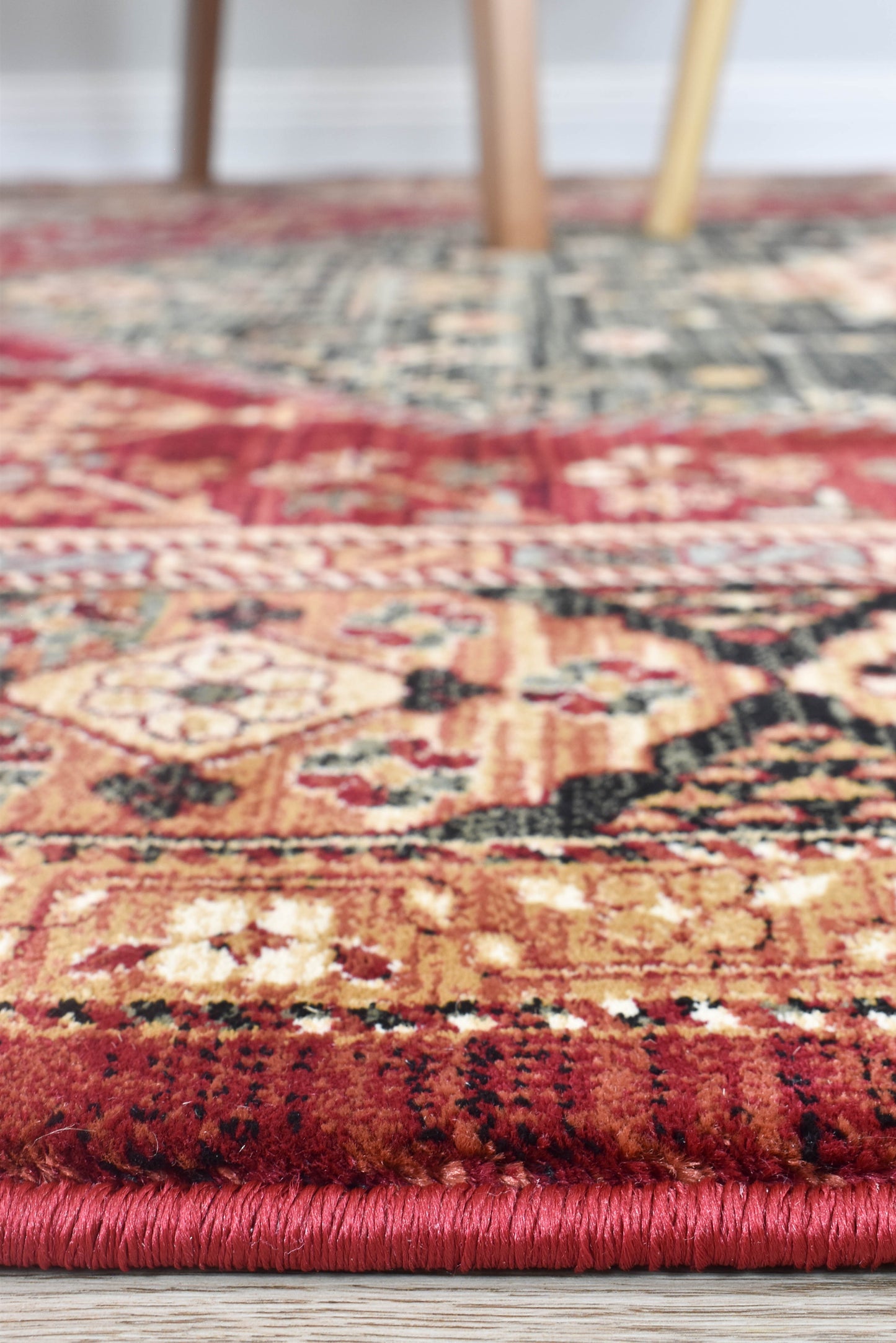 Vienna Opulent Charm Traditional in Red & Cream Rug