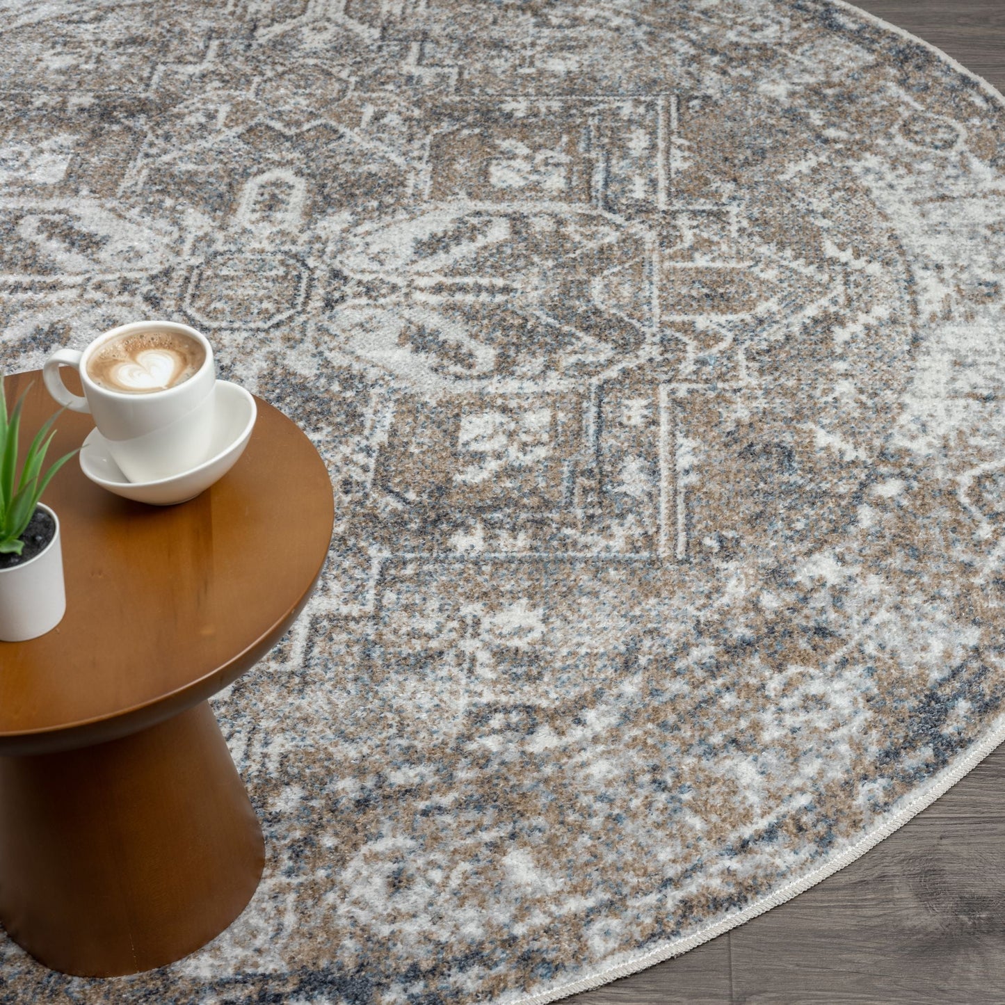 Easy 361 Earth In Grey: Round Rug